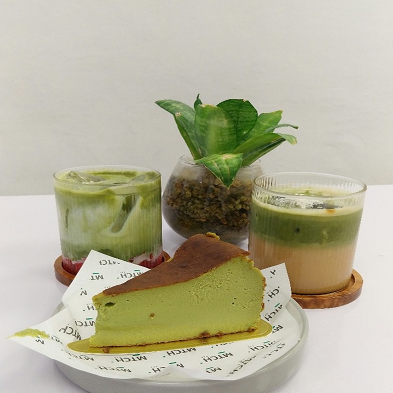 Photo of beautifully
            arranged food